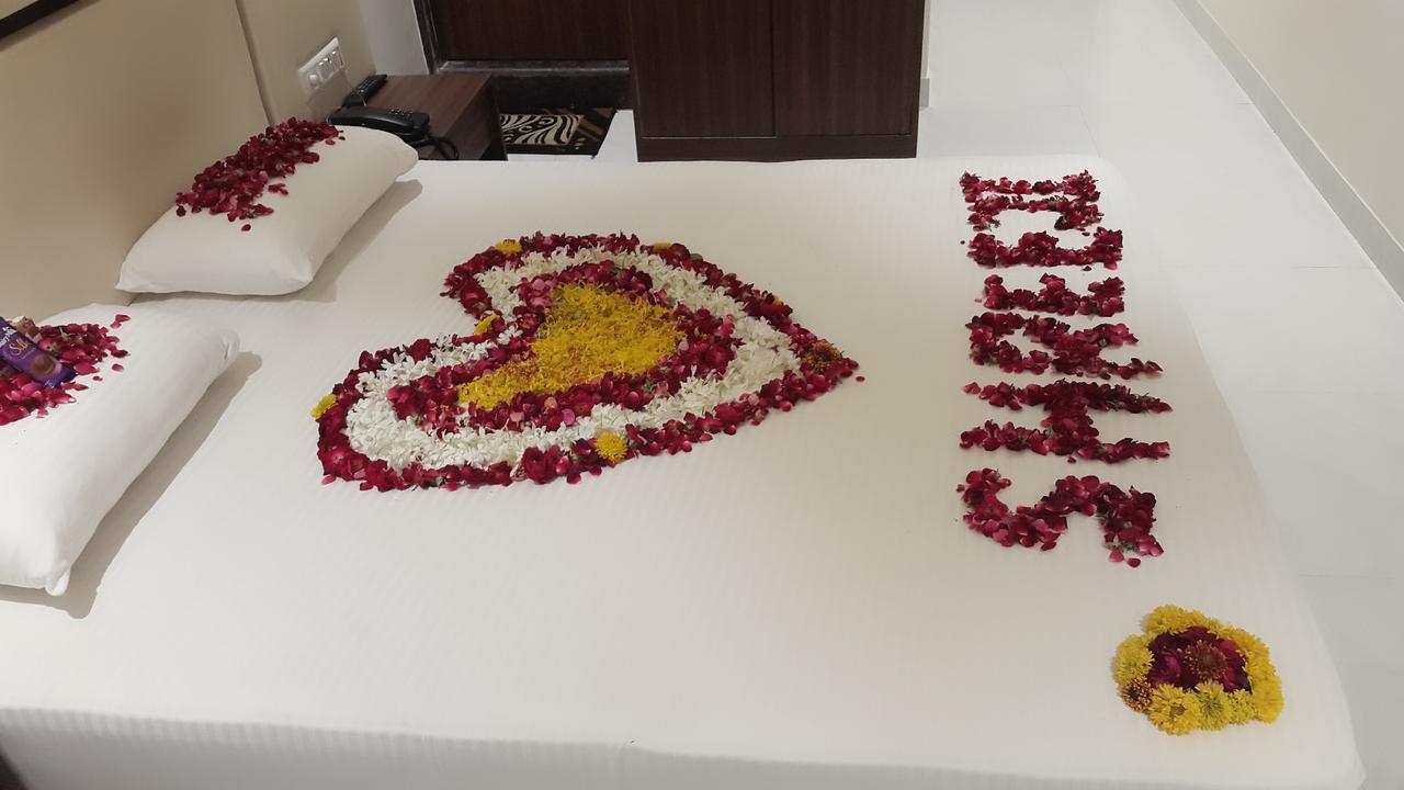 Shree Jee Intenational Otel Nāthdwāra Dış mekan fotoğraf
