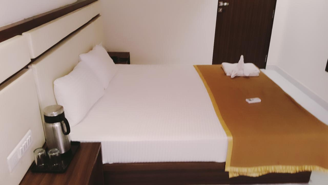 Shree Jee Intenational Otel Nāthdwāra Dış mekan fotoğraf